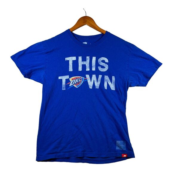 Men's Oklahoma City Thunder NBA Blue “This Town” O.A.R. Collection T-Shirt Sz M - Picture 1 of 5